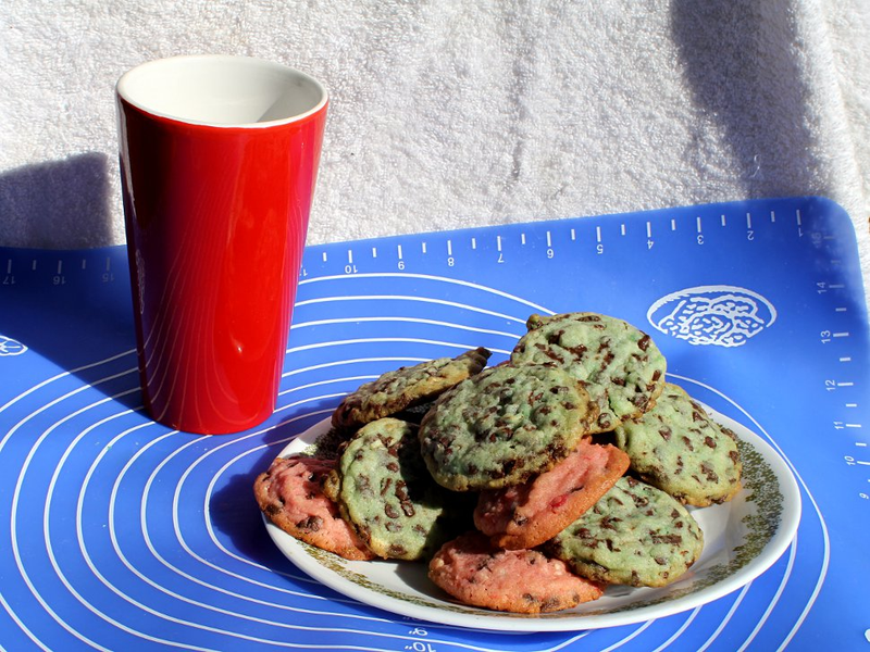 Illustration for article titled 9 Delicious Christmas Cookie Photos (With Recipes!)